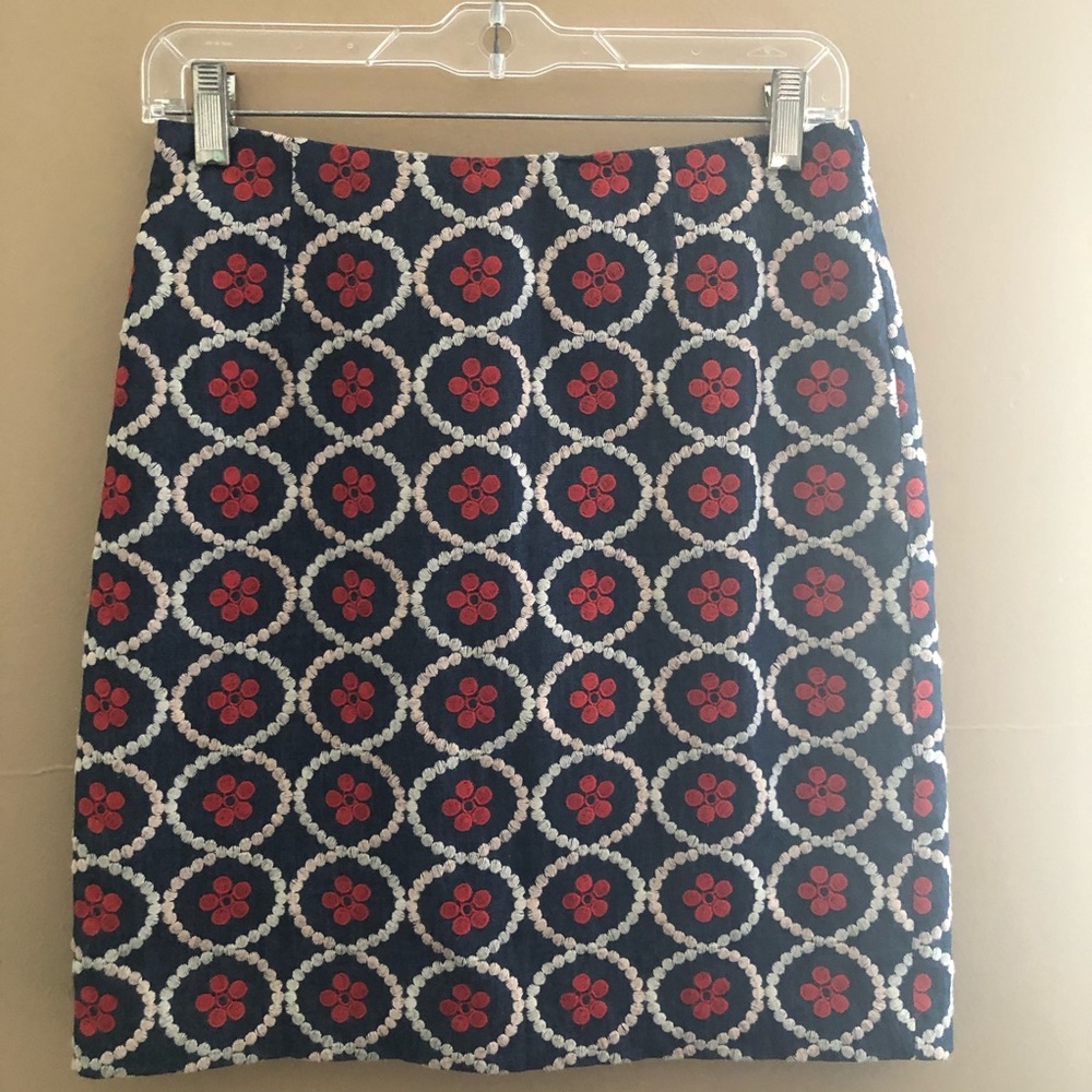 Ivanka Trump Red Blue Patterned Skirt Size 2